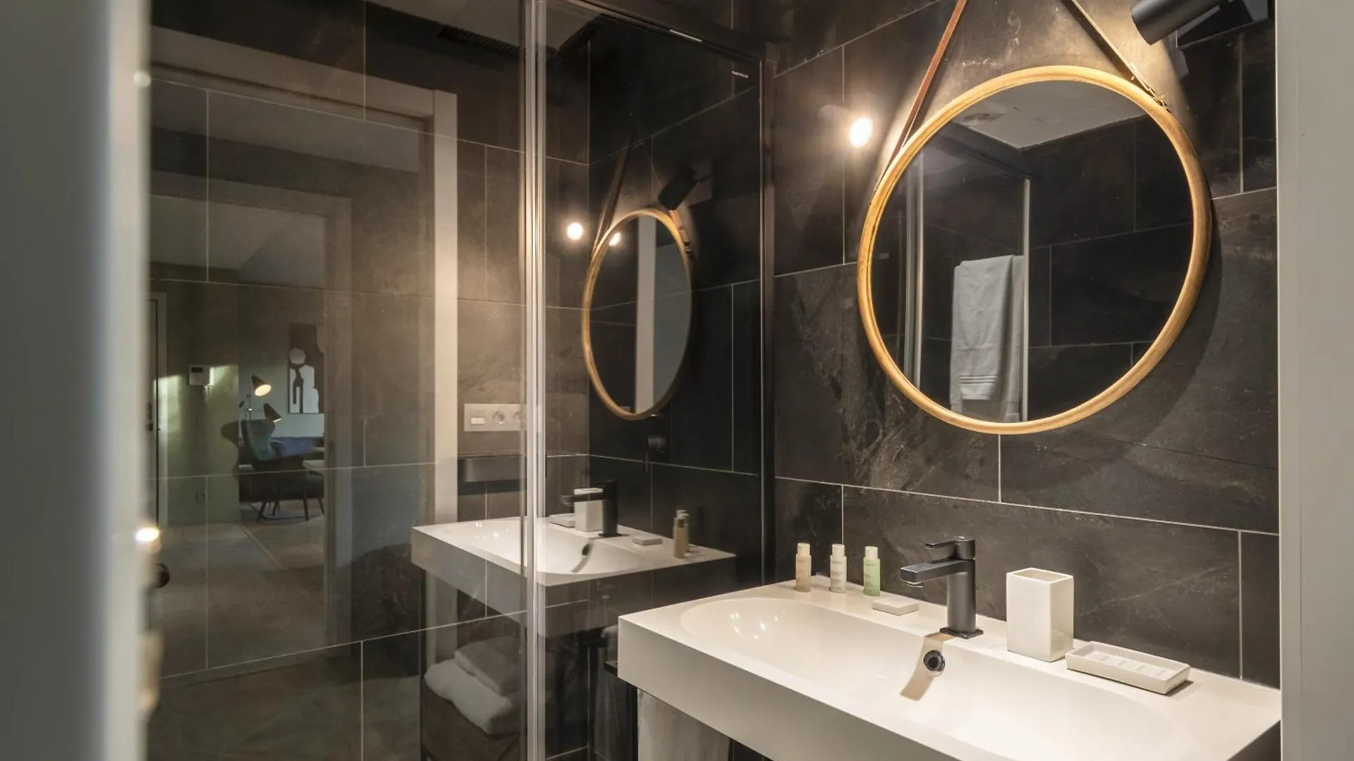 Caterina Universitat Barcelona Apartment